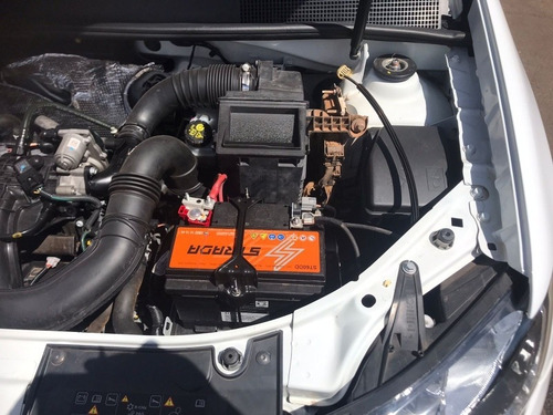 Imagem 3 de 10 de Renault Sandero 2017 1.0 16v Expression Hi-flex 5p