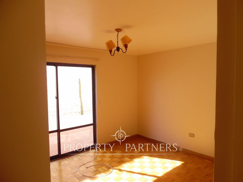 Arriendo Departamento De 3 Dormitorios En Jardines...