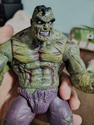 Figura De Acción Hulk Zombie Select Impecable (Usado)