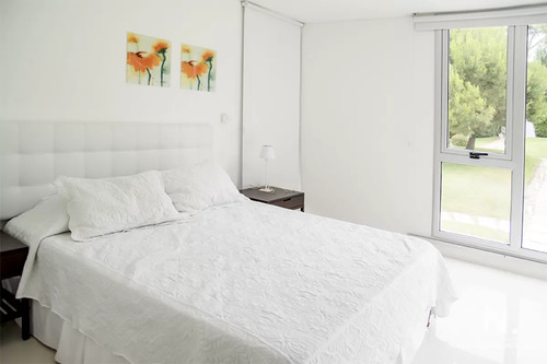 Departamento En Venta En Torre De Categoría