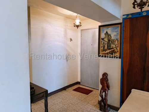 Apartamento En Venta Los Palos Grandes 25-22948