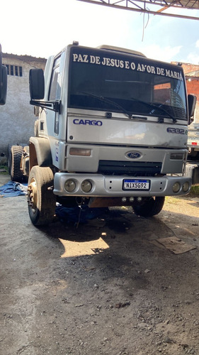 Imagem 1 de 25 de Ford Cargo 6332 2011/11 6x4 Chassis