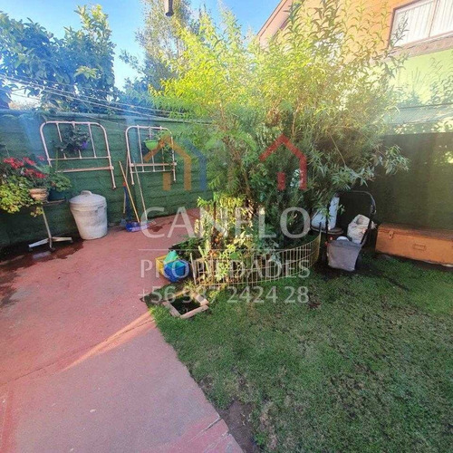 Amplia Casa Ubicada En Huertos Familiares