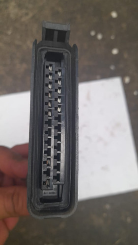 Arne Conector Computadora Vidrios Vw Pointer 1.8 02 - 04 (Usado)