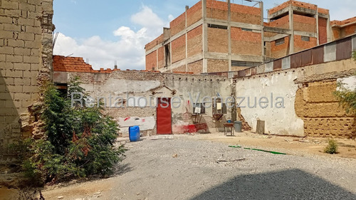 Amplio Local Comercial En Venta En Pleno Centro De Barquisimeto, A Pie De Calle En La Avenida 20 - M -c -t- #// Monica Carrasquel, Rah Centro Occidente /*# Oportunidad De Inversion