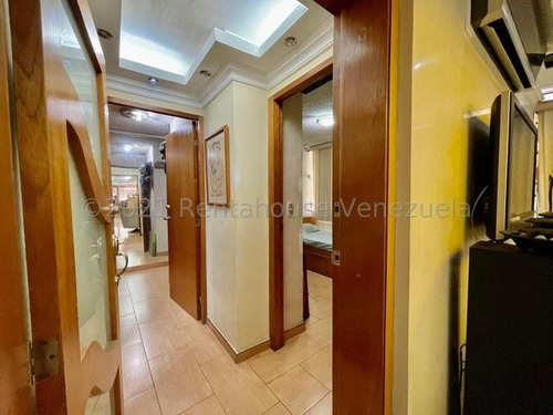 Imagen 16 de 26 de Apto En Venta 22-23978 María Santaella 0414-3188350 0412-3625141