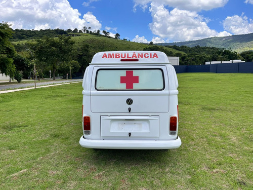 Volkswagen Kombi 1.4 Total Flex 3p