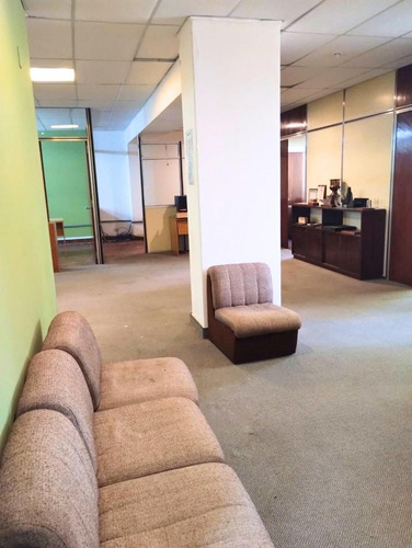 Local En Venta - Oficinas - Depósitos - Vestuarios - 1.190mts2 - Colegiales