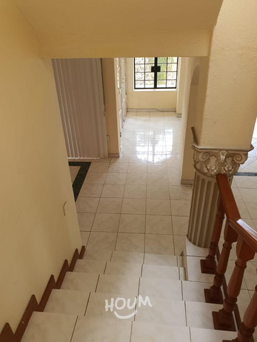 Casa En El Palomar Secc Balcones, Tlajomulco De Zúñiga Con 4 Recámaras, 800 M², Id: 151387