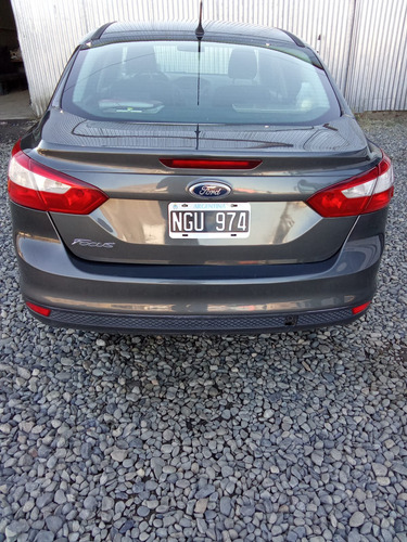 Ford Focus III 1.6 Sedan S