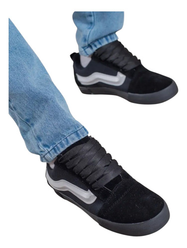 Zapatillas Urbanas Clásicas Lona Gamuza Aplique 3d Van Knu