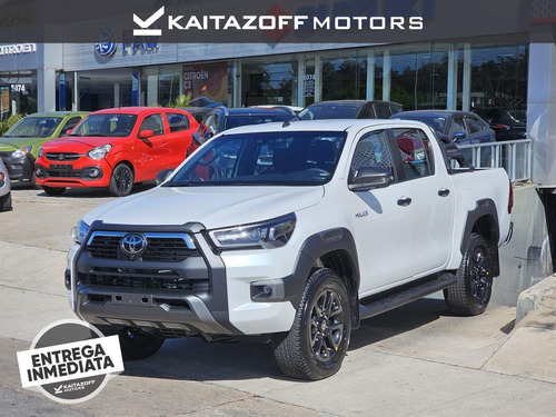 Toyota Hilux Conquest 4x4 AT