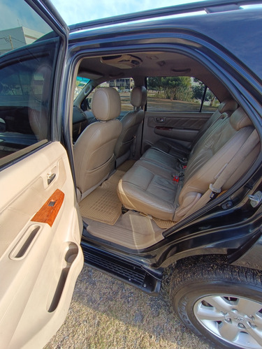 Toyota Hilux SW4 3.0 I Srv At C/cuero 4x4 (2009)