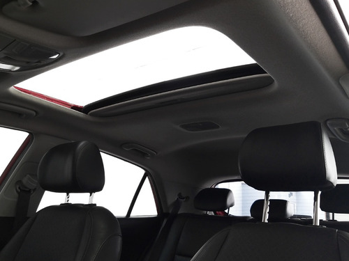 Imagen 8 de 15 de Kia Rio Hb Ex Pack 2019 Rojo