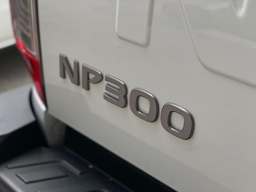 Nissan NP300 2.5 Pick Up Mt Ac