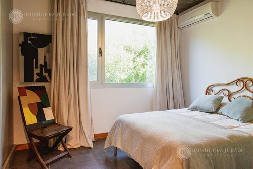 Imagen 21 de 30 de Casa De 208m2 Construidos Con Diseño Y Categoría - Barrio Guido - Bajas Expensas