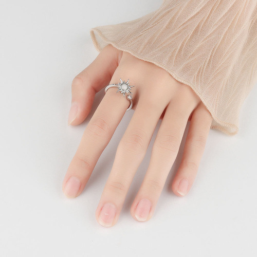 A Anillo Flor De Sol De Apertura Ajustable Para Mujer