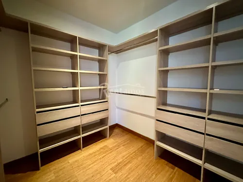 Casa En Arriendo En Loma Del Atravesado. Cod A776184
