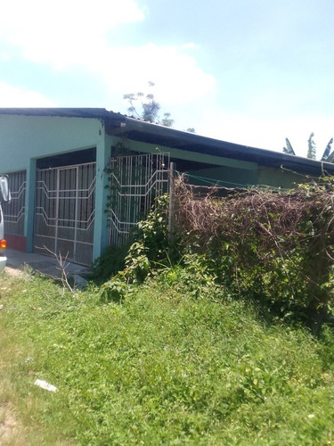 Imagen 2 de 16 de Linda Casa Con Tres Dormitorios En Colonia Corocol