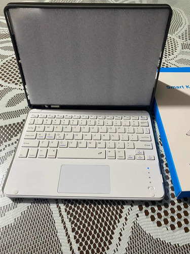 Case Con Teclado Trackpad iPad 10.2 - 7ma O 8va Generación