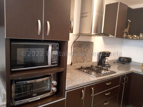 Imagen 4 de 13 de Cómodo Townhouse En Venta En Puerta Maraven. Punto Fijo 23-2602 04146954944
