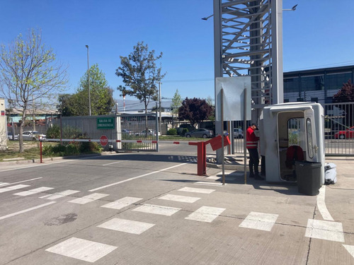 Arriendo Bodega De 1.805 M2 En Parque Industrial Lo Boza.