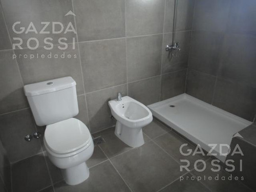 Imagen 7 de 11 de Departamento - Adrogue