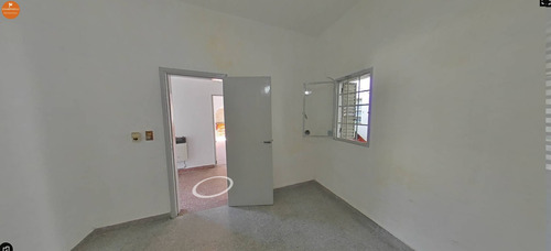 Casa 7 Amb, Doble Entrada Y Doble Patio, Cochera, 2 Plantas