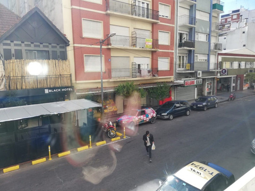 Imagen 9 de 13 de Depto 3amb Con Dependencia