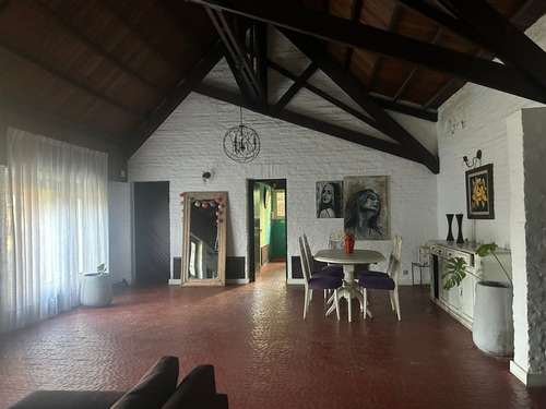 Retasada Casa Chalet Tipo Quinta. Barrio El Tato