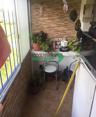 Vendo Apto En Maldonado De 1 Dormitorio. Complejo B75- Ref: 10