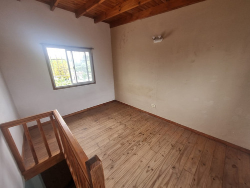 Duplex En Alquiler 2 Ambientes Con Cochera, Barrio Textil, Hurlingham