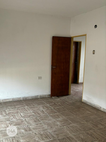 Casa 2 Dormitorios - Sarmiento 3400 - Zona España Y Hospitales - Rosario | Venta