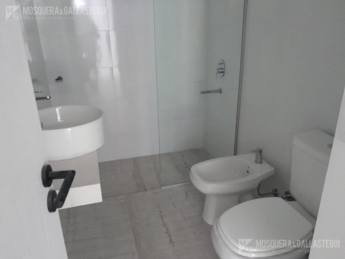 Imagen 10 de 25 de Impecable Departamento A Estrenar! Con Jardín!! Tigre Centro