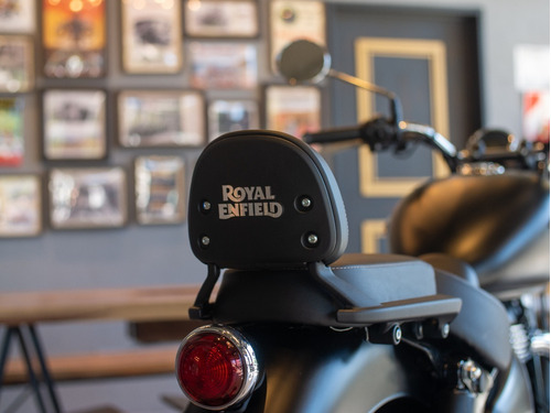 Imagen 10 de 25 de Royal Enfield Meteor 350 Stellar Negra Reserva