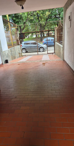 Angelica Rivas Vende Apto Quinta En Urb Prebo