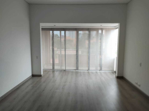 Casa En Venta En Envigado Loma Benedictinos