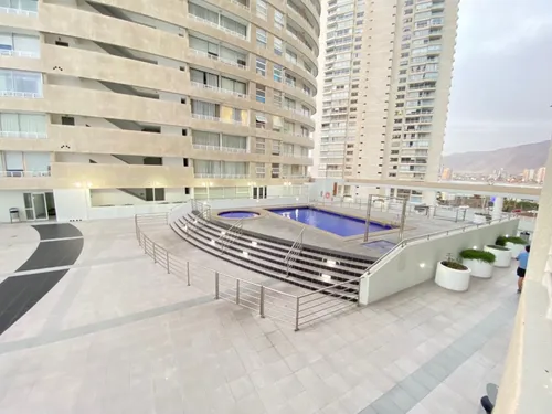 Se Arrienda Depto En Edificio Punta Cavancha.