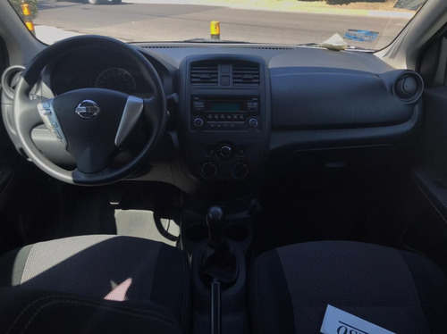 Imagen 9 de 12 de Nissan Versa 2019 1.6 Sense Mt