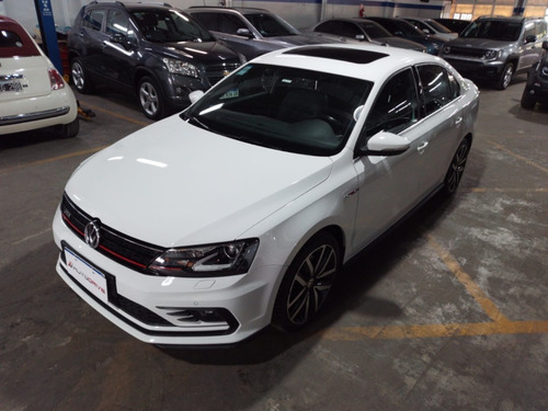 Imagen 24 de 25 de Vw Vento Gli