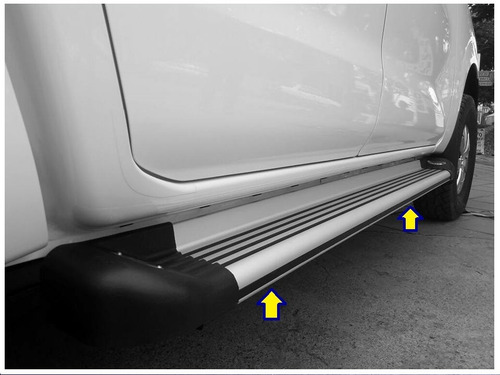 Estribos De Aluminio Con Luz Mazda Bt-50 Todos Los Modelos