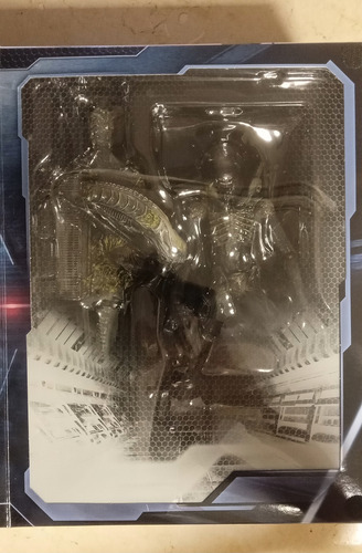 Alien Lurker - Aliens Colonial Marines - Play Arts Kai