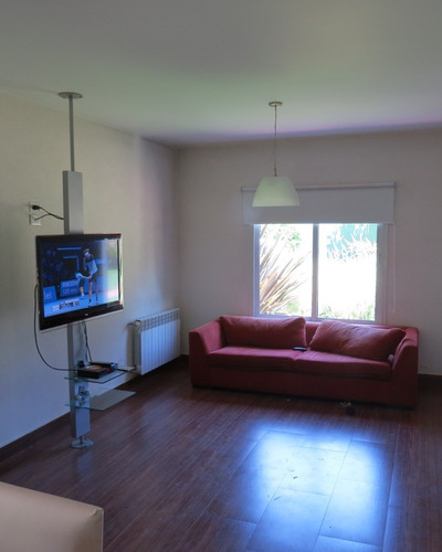 Duplex En Barrio Cerrado El Resuello. Excelente Ubicación,