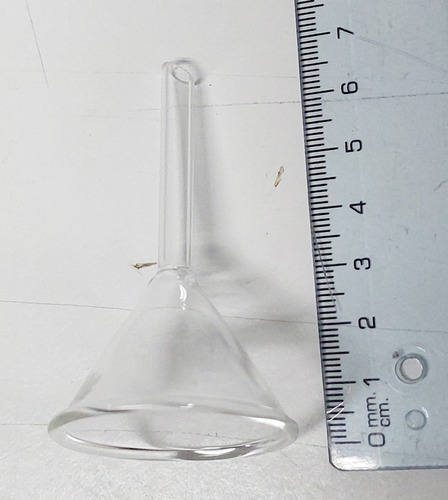 Embudo De Vidrio Borosilicato Rama Corta 40mm Diametro