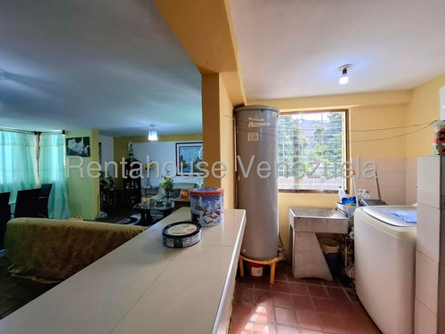 Rent-a-house Vende Hermoso Apartamento, Piso Bajo, Conectado A Pozo De Agua, Res. Los Mangos, Turmero, Estado Aragua, 25-13912 Gf