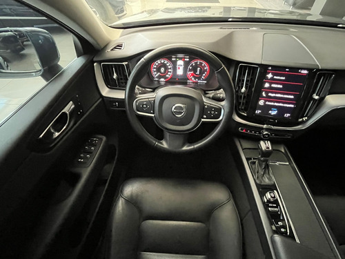 Volvo XC60 2.0 T5 Awd Momentum