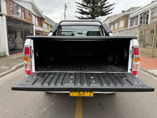 Mazda BT50 2.6 4x4 gasolina