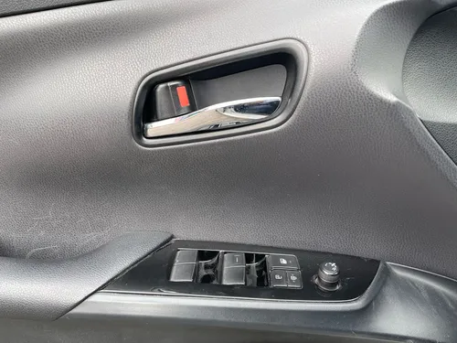 Toyota Prius 1.8 Premium Cvt