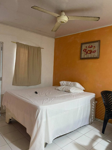 Apartamento En Alquiler En La Zona Colonial, Santo Domingo