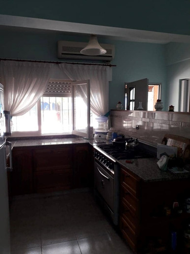 Imagen 5 de 14 de Casa Centrica En Venta En Marcos Paz
